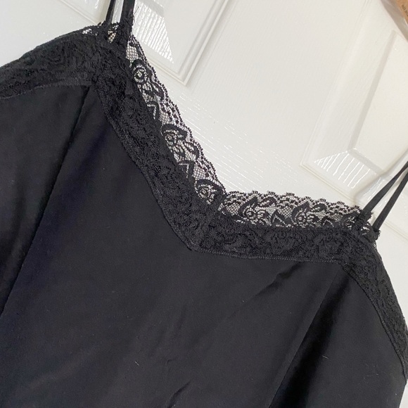 Francescas’s Collections Black Lace Camisole Top - Picture 2 of 3